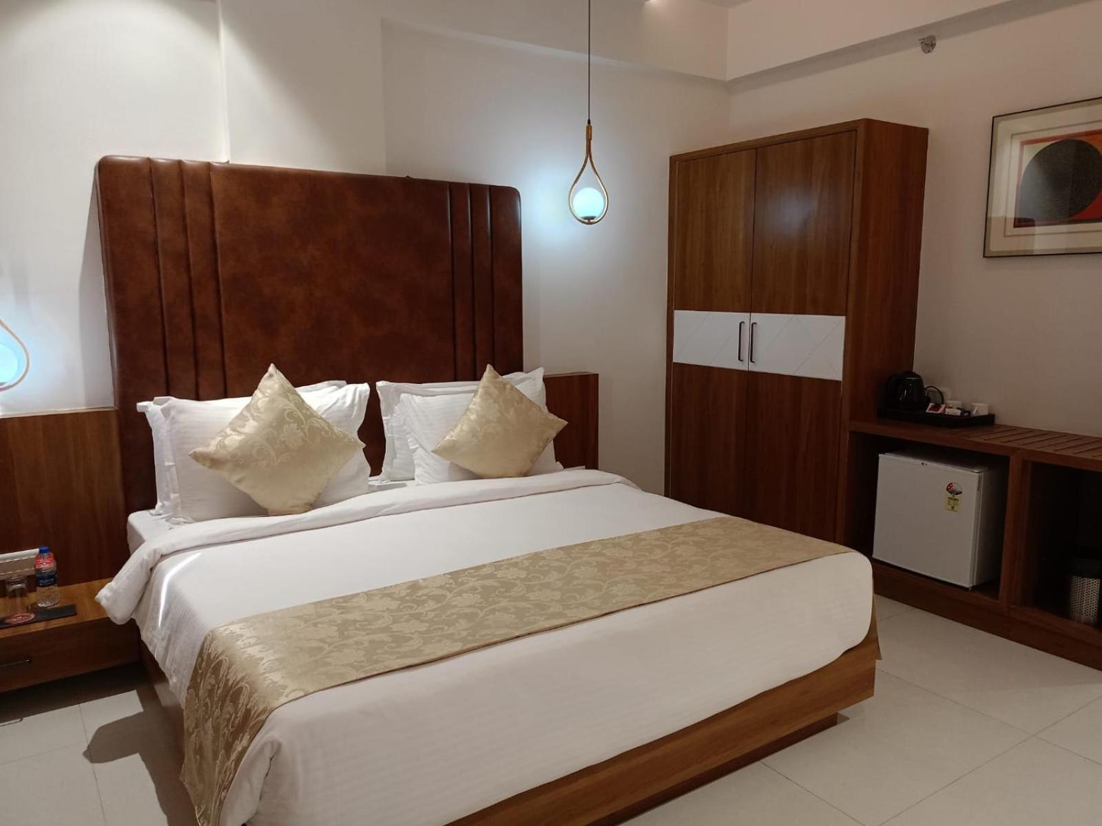 Lords Eco Inn, Ambaji Extérieur photo